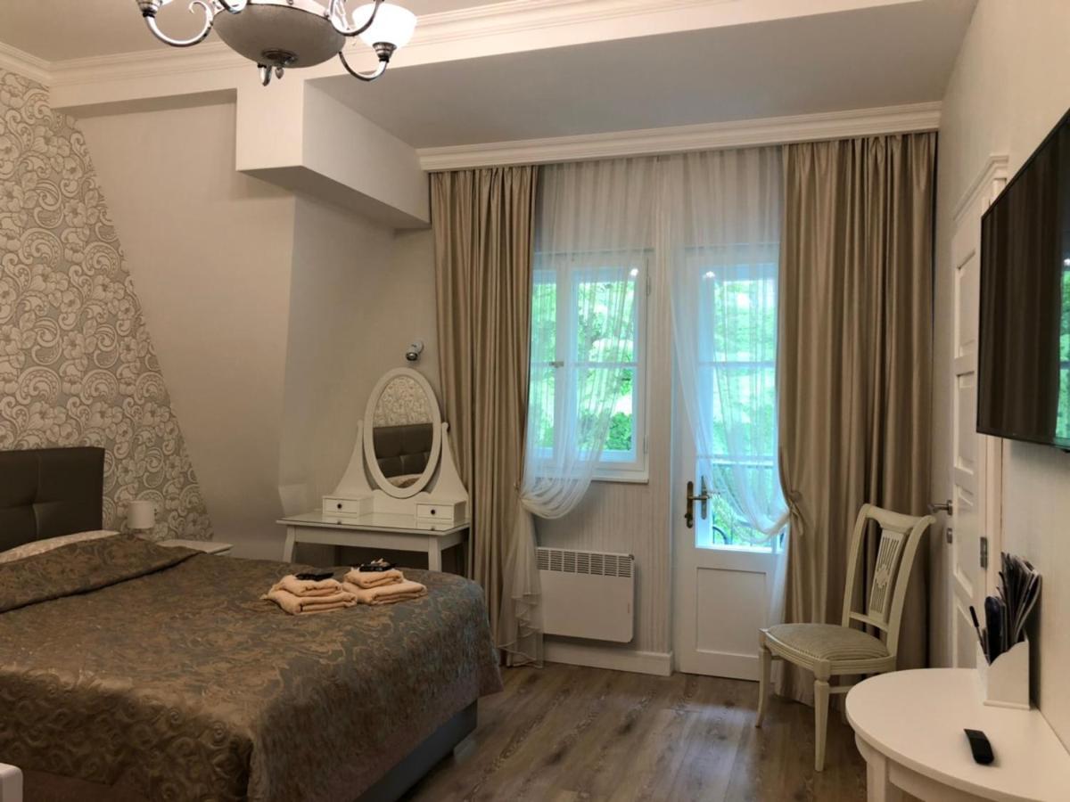 Apartman St. Vladimir Kirche Apartment มาเรียอานซเกลาซนี ภายนอก รูปภาพ